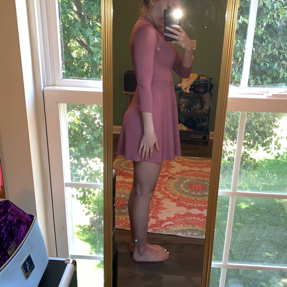 Cute Ribbed Dress - Picture 6 of 7